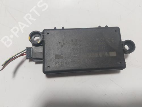Used Electronic module BMW 6 (E63) 630 i (258 hp) 18970283