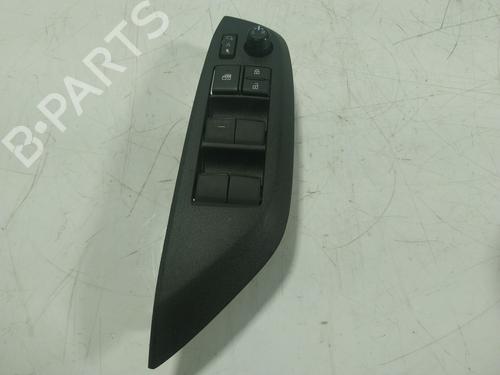 Used Left front window switch Left front window switch TOYOTA YARIS CROSS (MXP_) 1.5 Hybrid (MXPJ10) (116 hp) 18838624 18838624