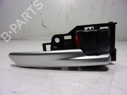 Used Front right interior door handle Front right interior door handle TOYOTA COROLLA Cross (ZVG1_, ZSG1_, MXGH1_, MXGA1_) 1.8 Hybrid (ZVG13) (140 hp) 15880716 15880716