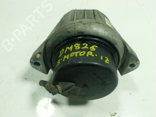 Used Engine mount Engine mount BMW X1 (E84) sDrive 16 d (116 hp) 17457698 17457698