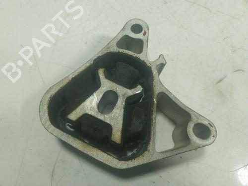 Used Engine mount MERCEDES-BENZ GLA-CLASS (X156) GLA 180 (156.942) (122 hp) 17110620