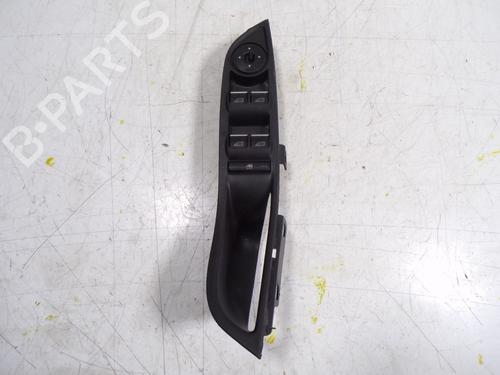 Used Left front window switch FORD FOCUS III [2010-2020]  8818912