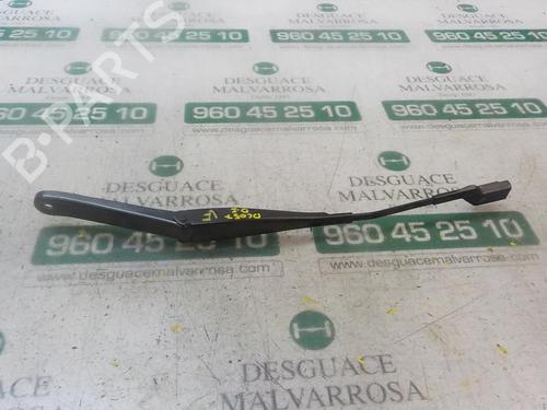 Used Front windshield wiper arm FORD FIESTA VI (CB1, CCN) 1.25 (82 hp) 3872607