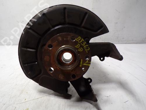 Used Right front steering knuckle Right front steering knuckle VW GOLF VI (5K1) 1.6 TDI (105 hp) 10002626 10002626