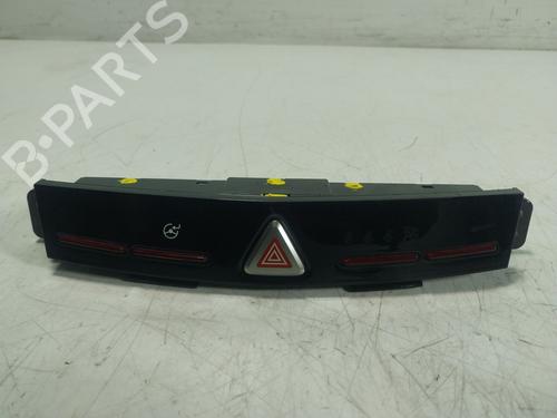 warning-switch-ssangyong-tivoli-8550035080-2015-21131192 main image