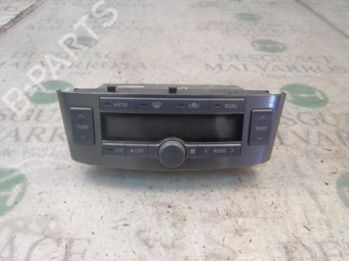 Commande Chauffage TOYOTA AVENSIS Saloon (_T25_) 1.8 VVT-i (ZZT251_, ZZT251R) (129 hp) 3811972