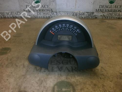 Used Instrument cluster Instrument cluster SMART CITY-COUPE (450) 0.6 (450.352, 450.353) (61 hp) 4013765 4013765