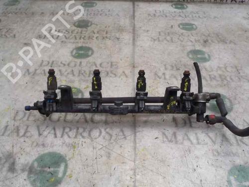 Used Injection rail Injection rail FORD MONDEO II (BAP) 1.8 i (115 hp) 3837874 3837874