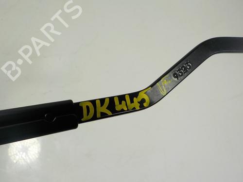 Front windshield wiper arm TOYOTA YARIS (_P21_, _PA1_, _PH1_) 1.5 Hybrid (MXPH11) | BP11193668C143 