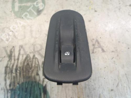 Used Right front window switch RENAULT MASCOTT Platform/Chassis (UH_, HH_) [1999-2005]  12172170