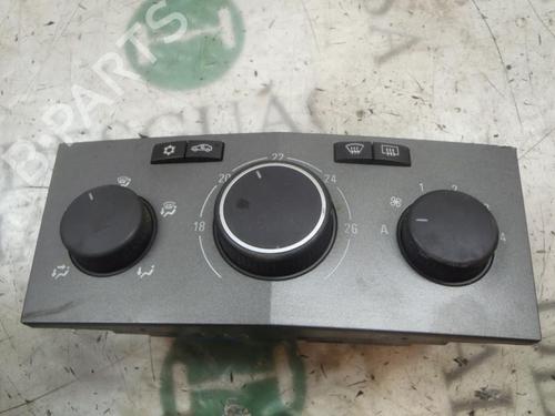 Used Climate control Climate control OPEL ASTRA H (A04) 1.7 CDTI (L48) (125 hp) 3820133 3820133