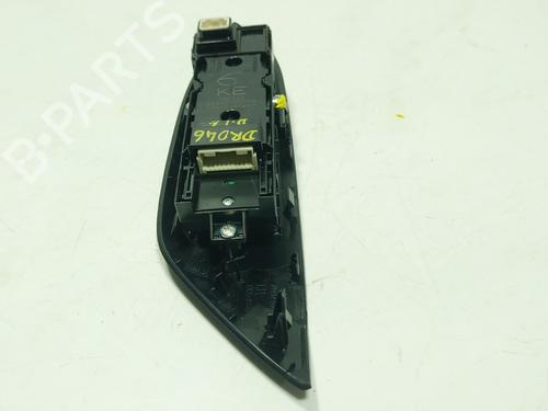 Left front window switch TOYOTA YARIS CROSS (MXP_) 1.5 Hybrid (MXPJ10) | BP28198606I27 - Image 2