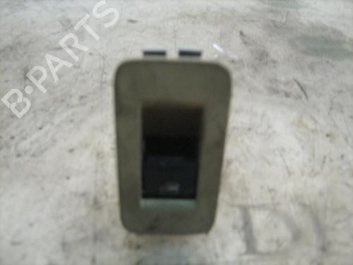 Used Right rear window switch Right rear window switch VW TOUAREG (7LA, 7L6, 7L7) 2.5 R5 TDI (174 hp) 4022596 4022596