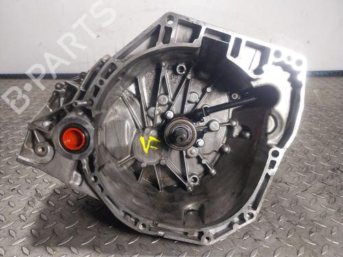 Used Gearbox DACIA DUSTER (HS_) 1.2 TCe 125 (125 hp) 19637102