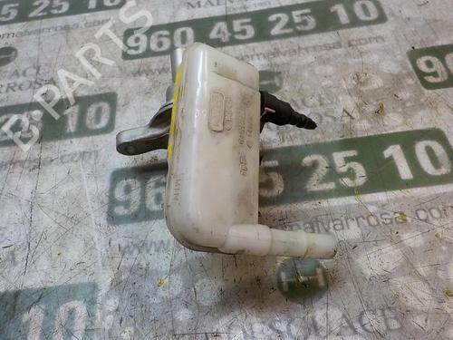 Used Brake master cylinder Brake master cylinder FORD FIESTA VI (CB1, CCN) 1.5 TDCi (75 hp) 3860494 3860494