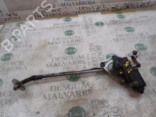 Used Front wiper motor KIA SPORTAGE SUV (K00) 2.0 TD 4WD (83 hp) 3824412