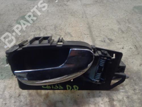 Used Front right interior door handle Front right interior door handle PEUGEOT 307 (3A/C) 2.0 16V (136 hp) 3813058 3813058
