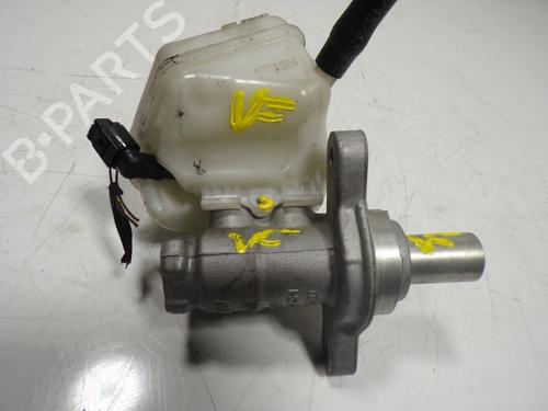 Used Brake master cylinder BMW 1 (F20) 118 d (150 hp) 15849385