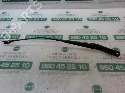 Used Front windshield wiper arm Front windshield wiper arm 4003969 4003969