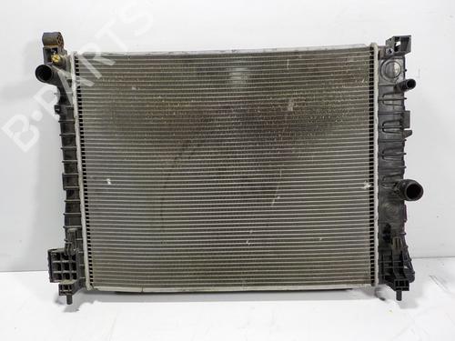Used Water radiator Water radiator 13735432 13735432