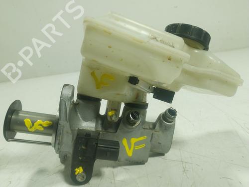 Used Brake master cylinder AUDI Q3 (F3B) 35 TDI (150 hp) 26144902