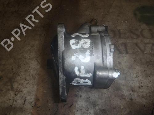 Used Vacuum pump FIAT STILO (192_) 1.9 D Multijet (100 hp) 3739485