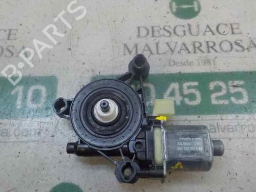 Used Right rear window motor Right rear window motor AUDI A4 B9 (8W2, 8WC) 2.0 TDI (150 hp) 4982758 4982758