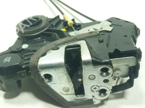 front-left-lock-toyota-verso-_r2_-2009-2010-2011-2012-2013-2014-2015-2016-2017-2018-27975254 main image