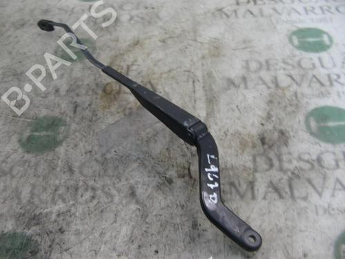 Used Front windshield wiper arm Front windshield wiper arm 3740867 3740867