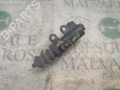 Used Clutch slave cylinder Clutch slave cylinder TOYOTA COROLLA (_E12_) 1.6 VVT-i (ZZE121_, ZZE121R) (110 hp) 14270643 14270643