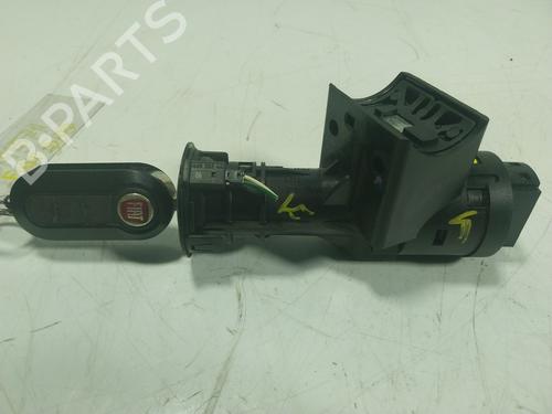 Used Electronic module FIAT 500 (312_) 1.2 (312AXA1A) (69 hp) 16716670