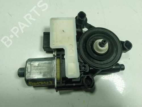 Used Right rear window motor VW GOLF VIII (CD1, DA1) 2.0 TDI (116 hp) 17710166