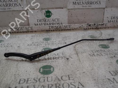 Used Front windshield wiper arm Front windshield wiper arm OPEL CORSA D (S07) 1.2 (L08, L68) (80 hp) 3824809 3824809