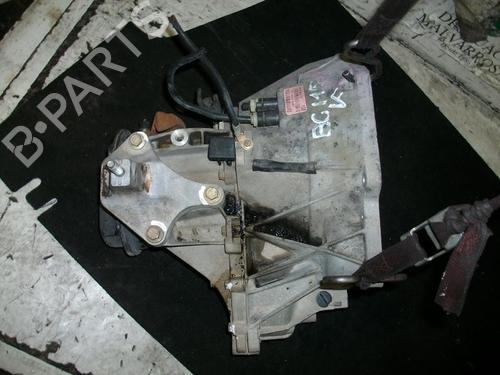 Used Gearbox FORD FIESTA V (JH_, JD_) 1.4 TDCi (68 hp) 3785690