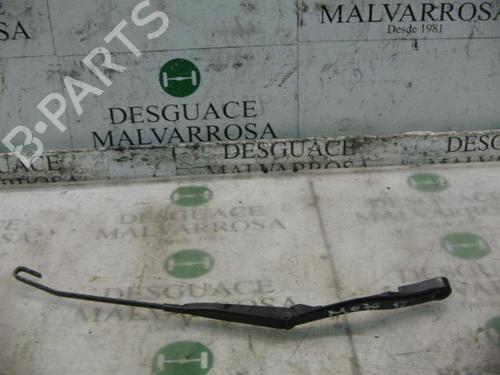 Used Front windshield wiper arm Front windshield wiper arm AUDI A8 D2 (4D2, 4D8) 4.2 quattro (299 hp) 3790084 3790084