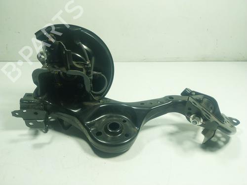 Used Left rear steering knuckle TOYOTA COROLLA Liftback (_E11_) [1997-2002]  19800107