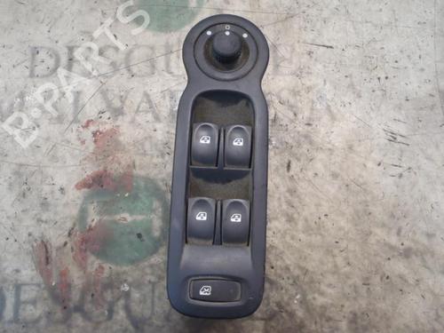 Used Left front window switch Left front window switch RENAULT MODUS / GRAND MODUS (F/JP0_) 1.5 dCi (JP0G, JP0H) (106 hp) 3799459 3799459
