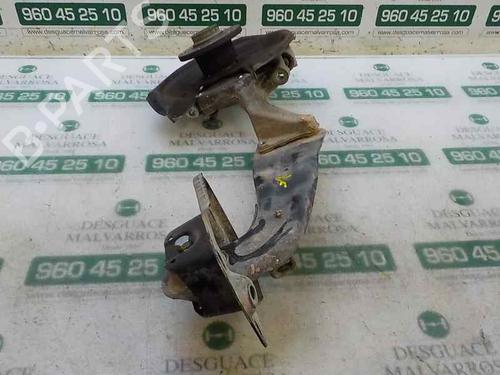 Used Left rear steering knuckle Left rear steering knuckle SKODA YETI (5L) 1.2 TSI (105 hp) 5859981 5859981