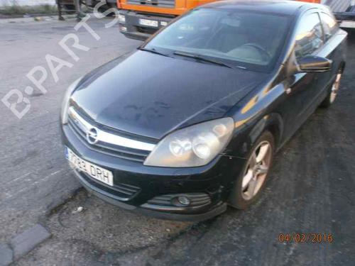 Brugte VAUXHALL ASTRA Mk V (H) Sport Hatch (A04) 484156