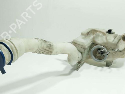 Used Windscreen washer tank Windscreen washer tank 37148728 37148728
