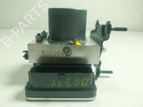 Used ABS pump TOYOTA YARIS CROSS (MXP_) 1.5 Hybrid (MXPJ10) (116 hp) 19302893