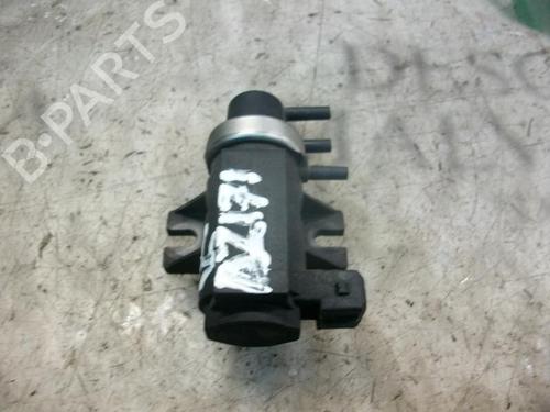 Used Electronic sensor NISSAN PRIMERA (P12) 2.2 dCi (139 hp) 14265331
