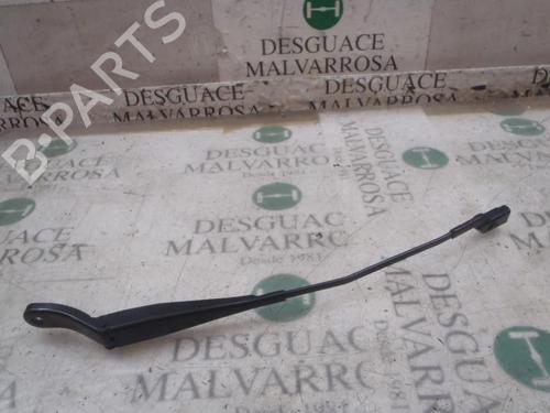 Used Front windshield wiper arm Front windshield wiper arm PEUGEOT 208 I (CA_, CC_) 1.2 VTI 82 (82 hp) 4007601 4007601