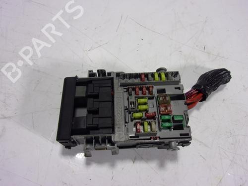 Used Fuse box Fuse box OPEL INSIGNIA A (G09) 2.0 CDTI (68) (131 hp) 11044170 11044170