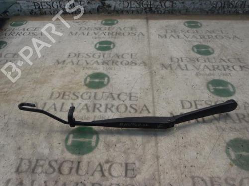 Used Front windshield wiper arm Front windshield wiper arm 4013934 4013934