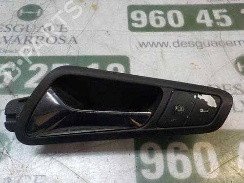 Used Front left interior door handle Front left interior door handle VW PASSAT B6 (3C2) 2.0 TDI 16V (140 hp) 3858000 3858000
