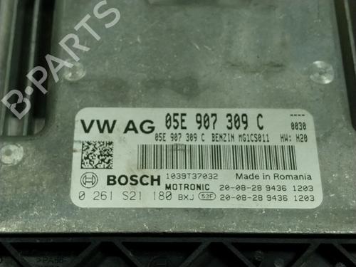 Engine control unit (ECU) AUDI Q3 Sportback (F3N) 35 TFSI Mild Hybrid | BP17558122M57