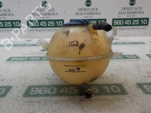 Used Expansion tank VW GOLF VI (5K1) 1.6 TDI (105 hp) 3871685