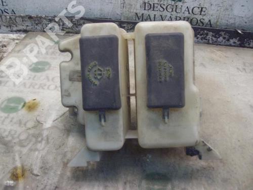 windscreen-washer-tank-ford-usa-explorer-u2-u_-3865184-1994-1995-1996-1997-1998-1999-2000-2001-2002-2003-10196360 main image