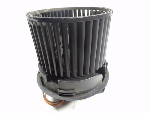 Used Heater blower motor Heater blower motor RENAULT CLIO IV (BH_) 1.5 dCi 75 (75 hp) 7461124 7461124